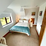 Cedar Self Catering H91 Cf9d לינה וארוחת בוקר גורט