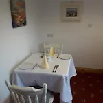 Cedar Self Catering H91 Cf9d לינה וארוחת בוקר גורט