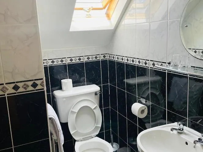 Bed & Breakfast Cedar Self Catering H91 Cf9d *